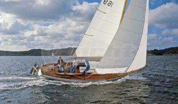 HALLBERG RASSY MISTRAL 33 pieno