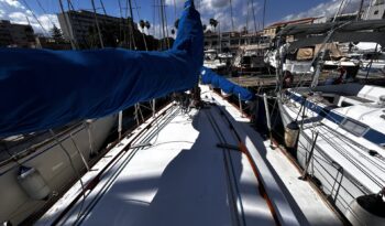 HALLBERG RASSY MISTRAL 33 pieno