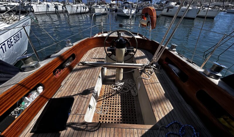 HALLBERG RASSY MISTRAL 33 pieno